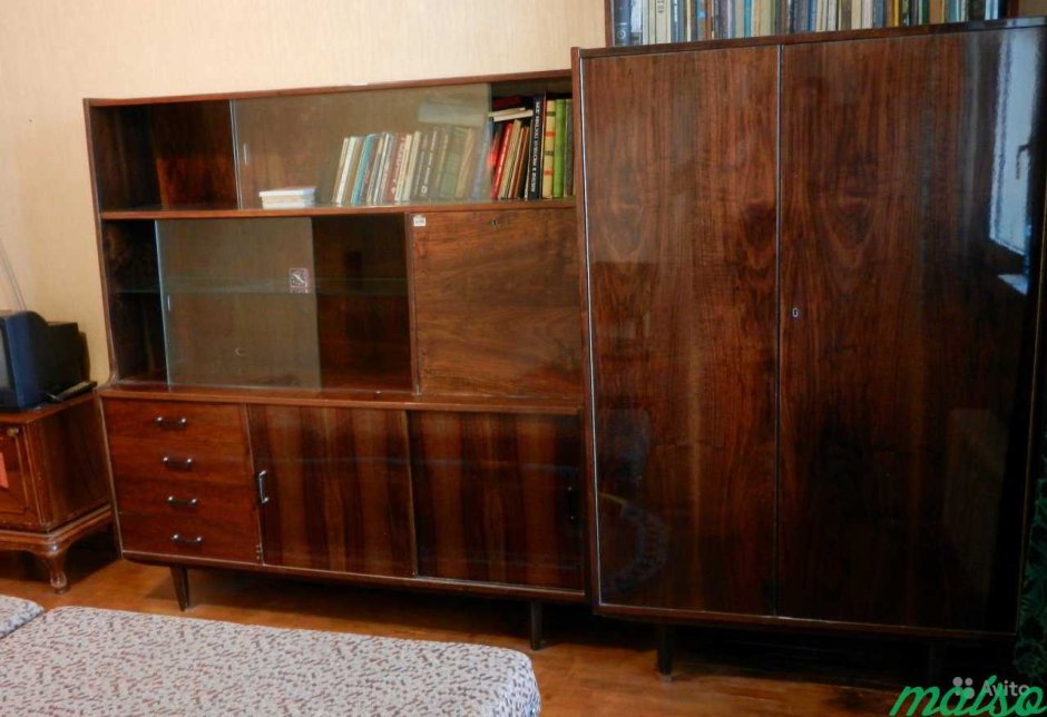 Румынская стенка СССР 70е