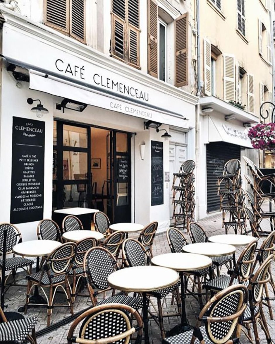 Parisian Cafe Париж